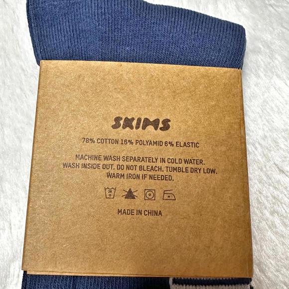 NWT Skims Limited Edition Team USA Crew Socks Navy Women OS - Picture 4 of 6